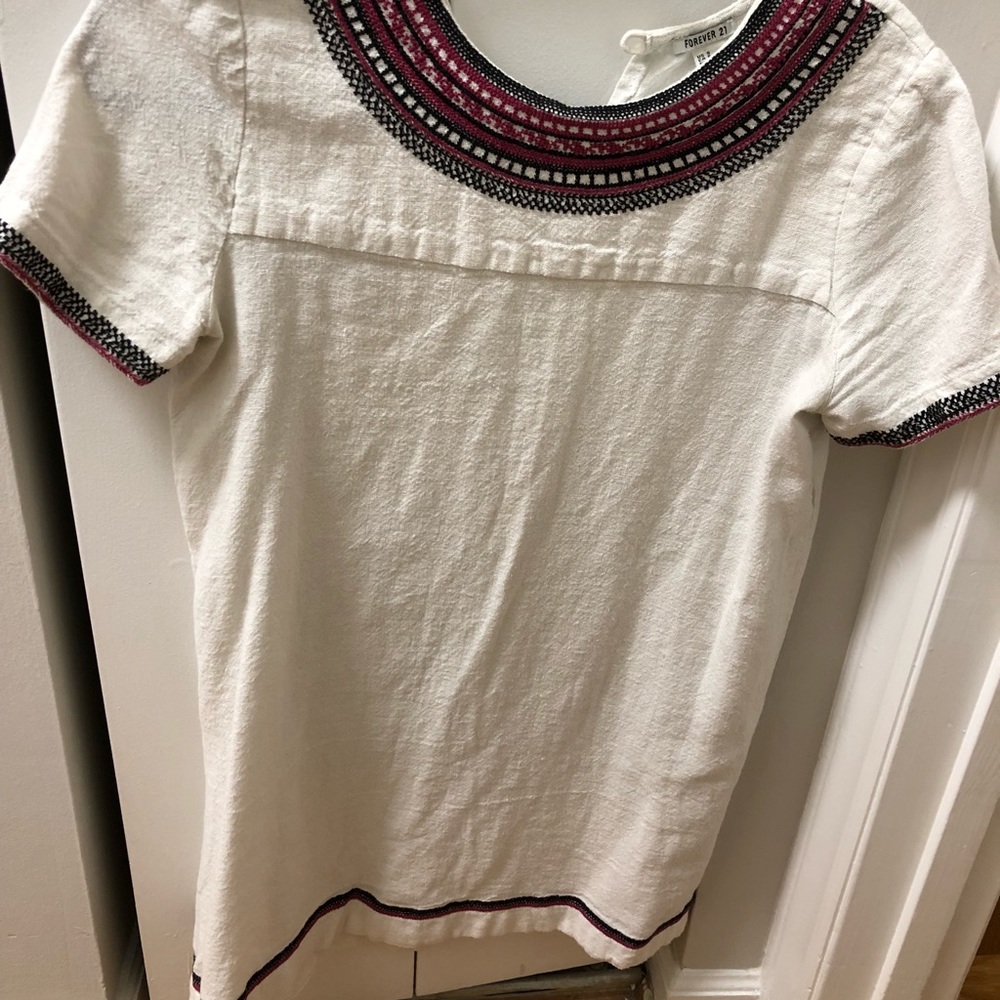 Linen dress (fits me perfect.. I am 5 feet even)